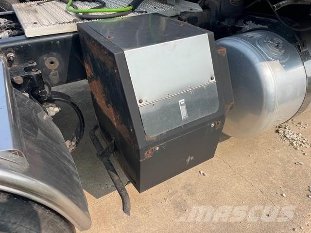 Peterbilt 389 牵引车