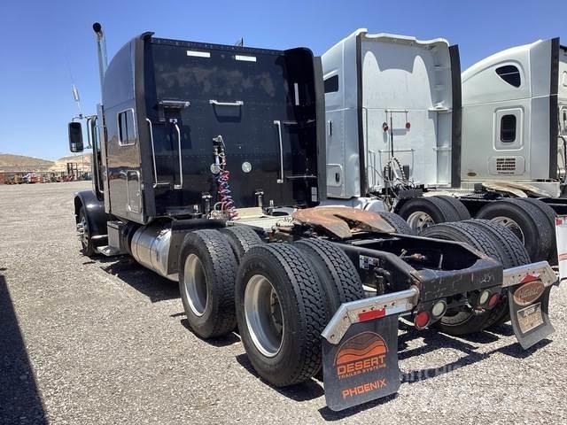 Peterbilt 389 牵引车
