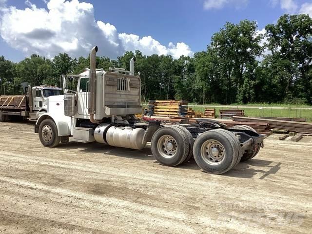 Peterbilt 389 牵引车