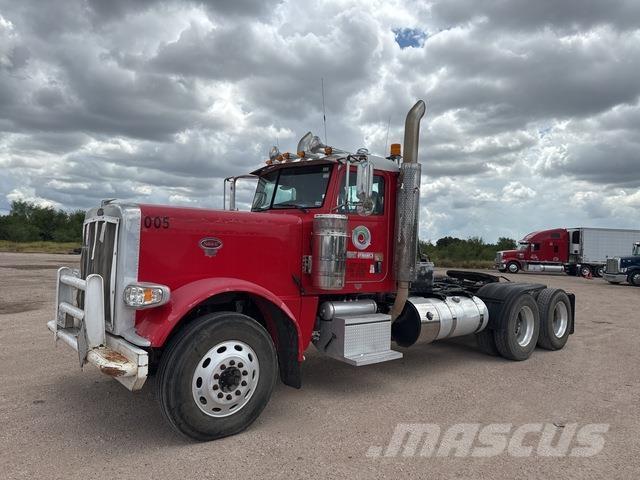 Peterbilt 389 牵引车