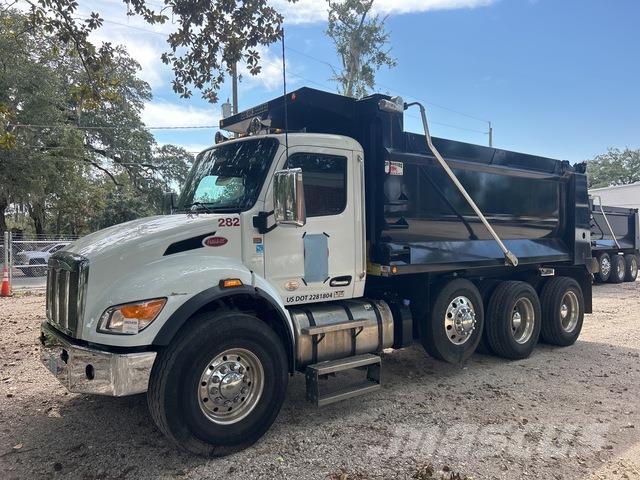 Peterbilt 548 自卸式货车