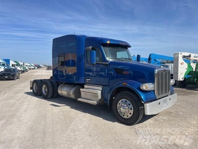 Peterbilt 567 牵引车