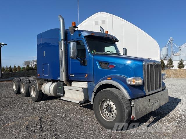 Peterbilt 567 牵引车