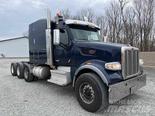 Peterbilt 567 牵引车