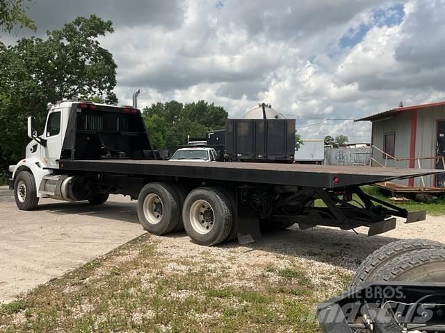 Peterbilt 567 救援车