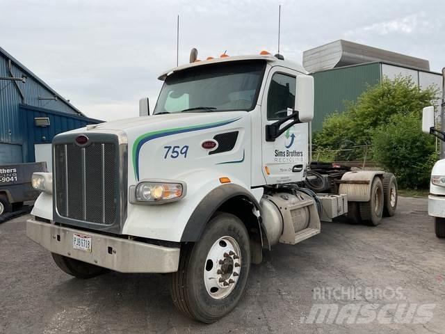 Peterbilt 567 牵引车