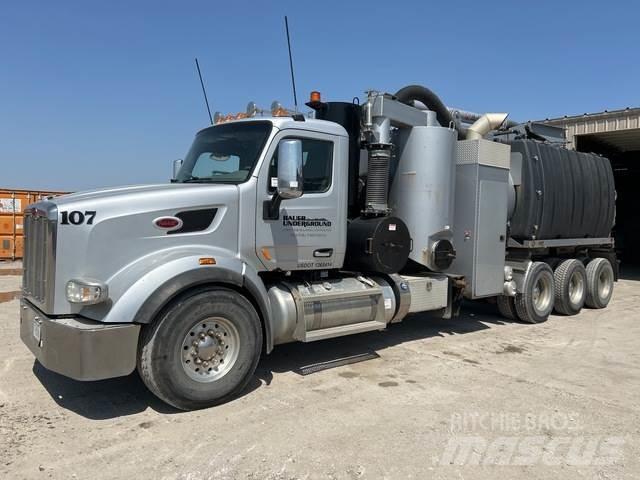 Peterbilt 567 履带挖掘机