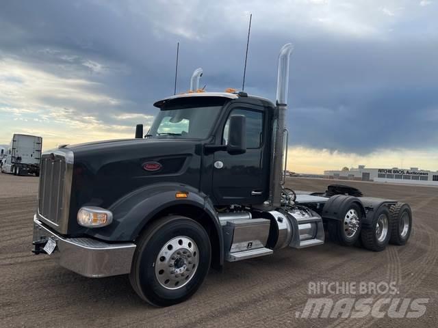 Peterbilt 567 牵引车