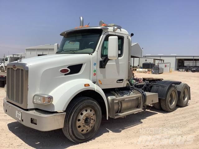 Peterbilt 567 牵引车