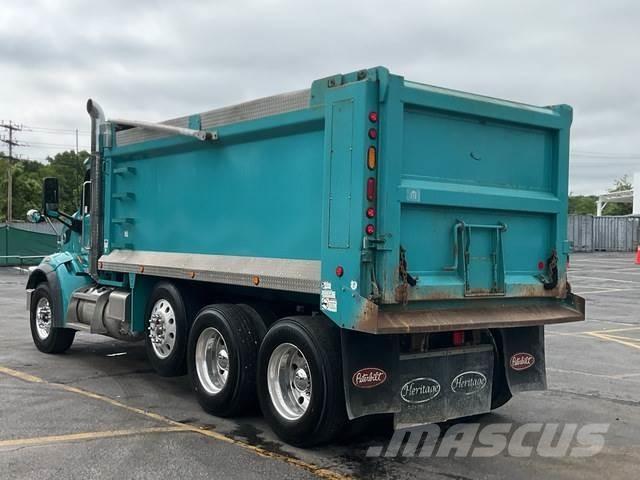 Peterbilt 567 自卸式货车