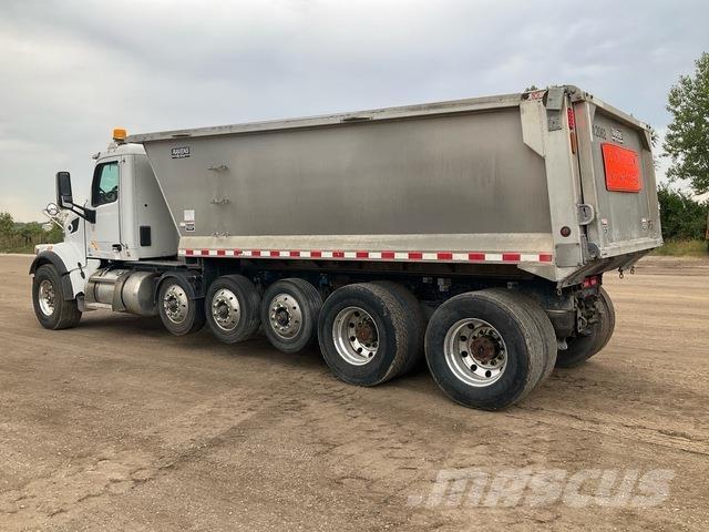 Peterbilt 567 自卸式货车