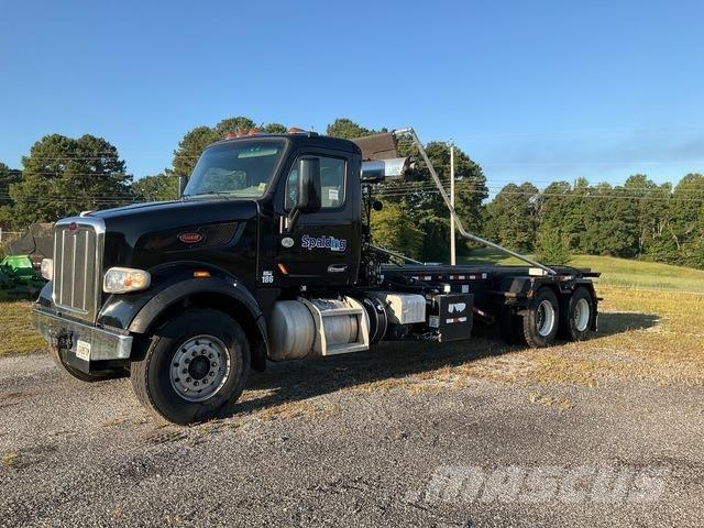 Peterbilt 567 翻斗车