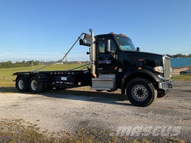 Peterbilt 567 翻斗车