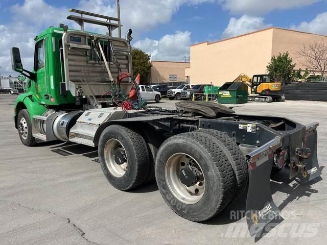 Peterbilt 579 牵引车
