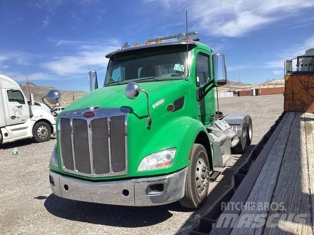 Peterbilt 579 牵引车