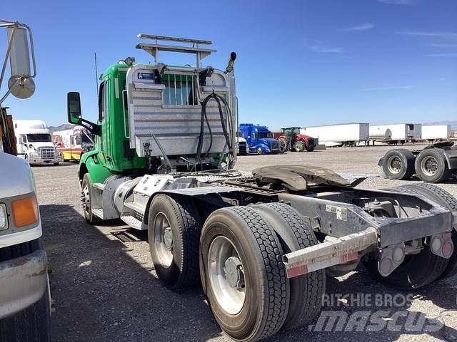 Peterbilt 579 牵引车