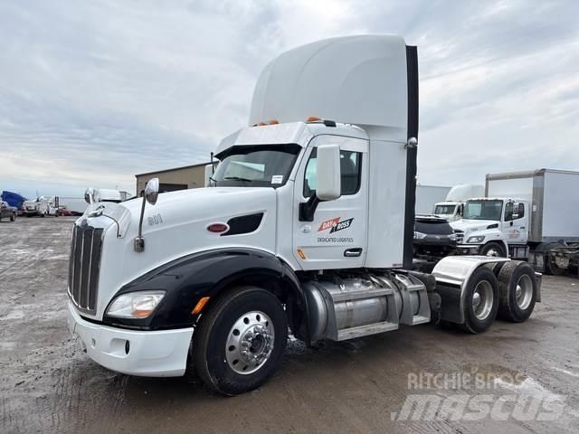 Peterbilt 579 牵引车
