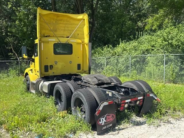 Peterbilt 579 牵引车