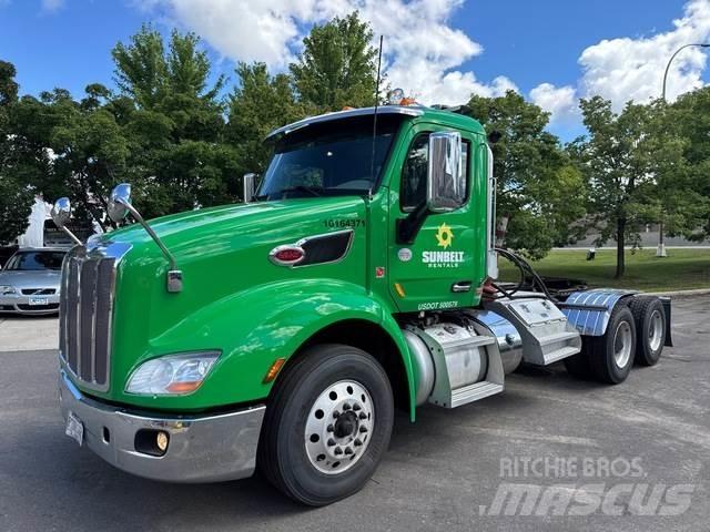 Peterbilt 579 牵引车
