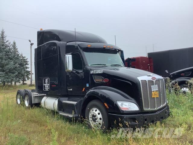 Peterbilt 579 牵引车