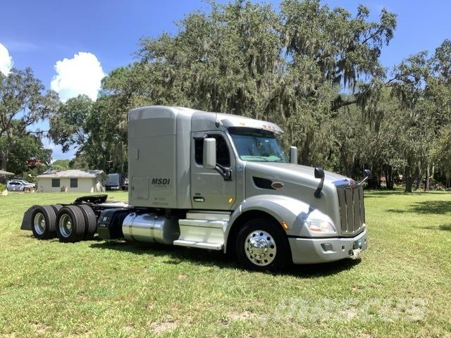 Peterbilt 579 牵引车