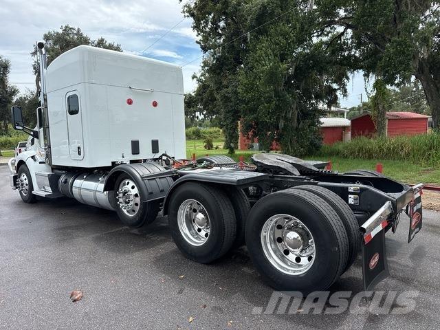 Peterbilt 579 牵引车