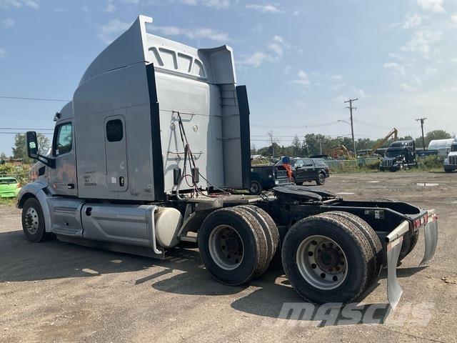 Peterbilt 579 牵引车