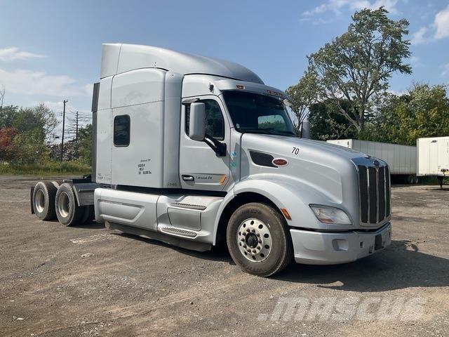 Peterbilt 579 牵引车