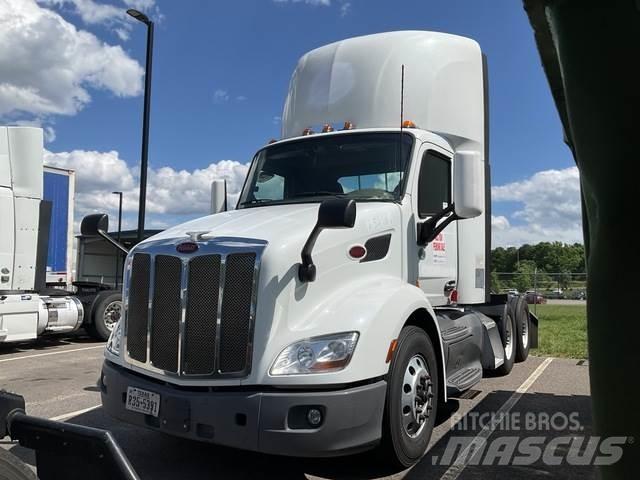 Peterbilt M579 牵引车
