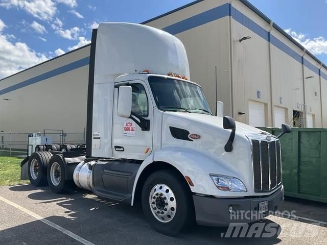 Peterbilt M579 牵引车