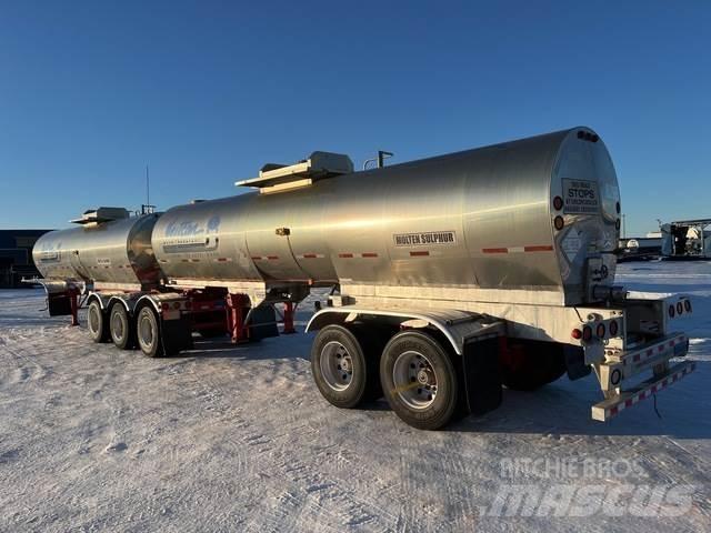 Polar  罐式拖车