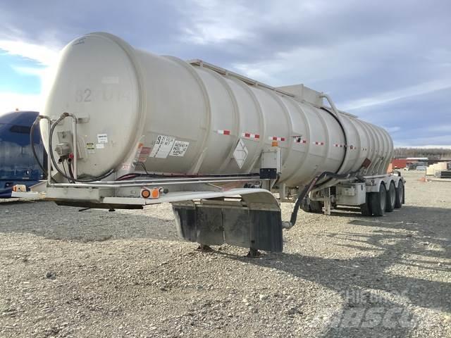 Polar  罐式拖车