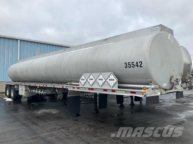 Polar  罐式拖车