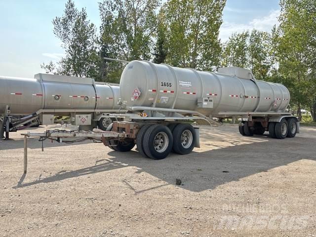 Polar MC407 罐式拖车