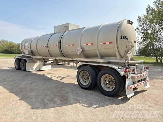 Polar MC407 罐式拖车