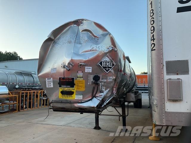 Polar Tanker 罐式拖车