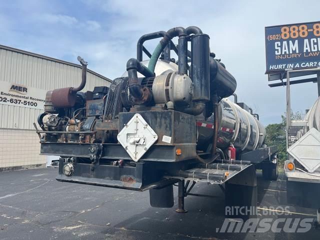  Presvac 罐式拖车
