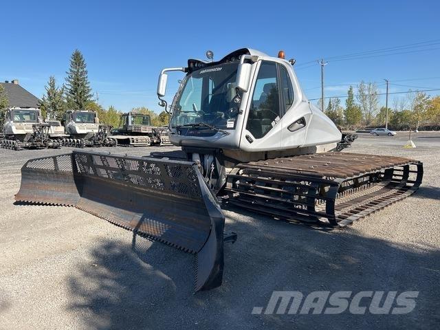 Prinoth Beast 铲雪车
