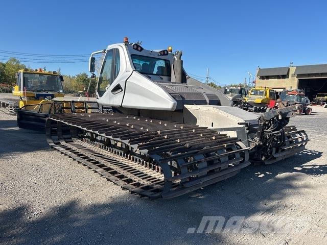 Prinoth Beast 铲雪车