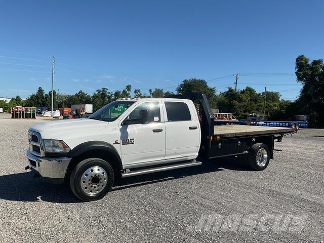 RAM 4500 平板栏板货车
