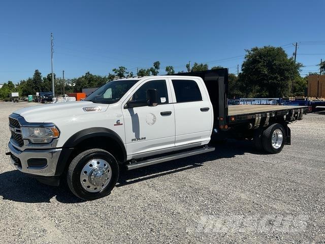 RAM 4500 平板栏板货车
