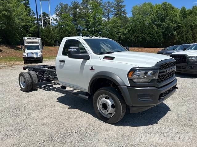 RAM 5500 驾驶室与内部