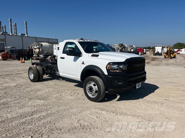 RAM 5500 驾驶室与内部