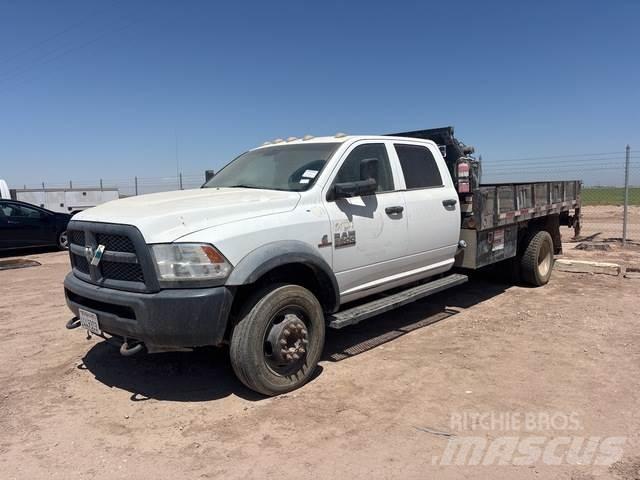 RAM 5500HD 平板栏板货车