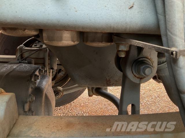 Renault Kerax 推雪机