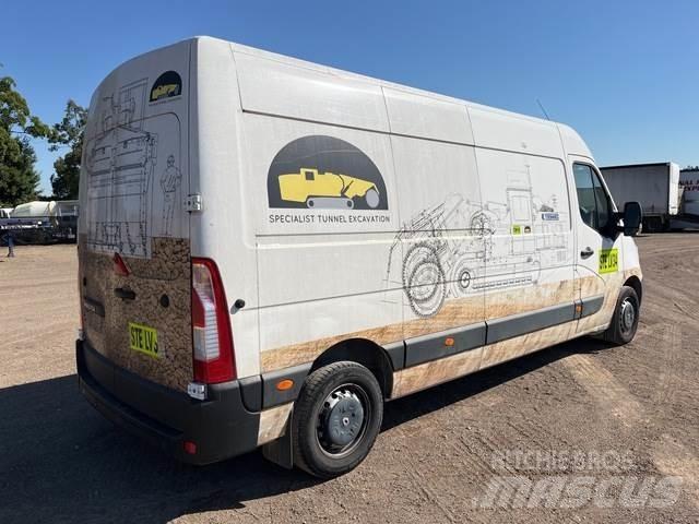 Renault Master 大型面包车
