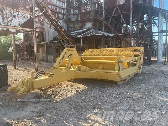 Reynolds 18CMX 铲运机