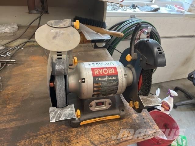 Ryobi BGH827 铣床\磨粉机械
