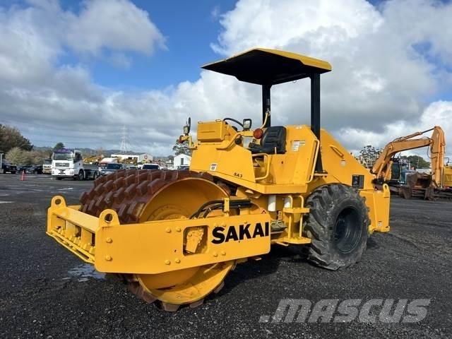Sakai SV400TF 单轮压路机