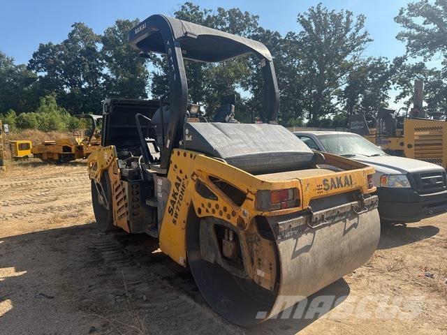 Sakai SW770HF 单轮压路机